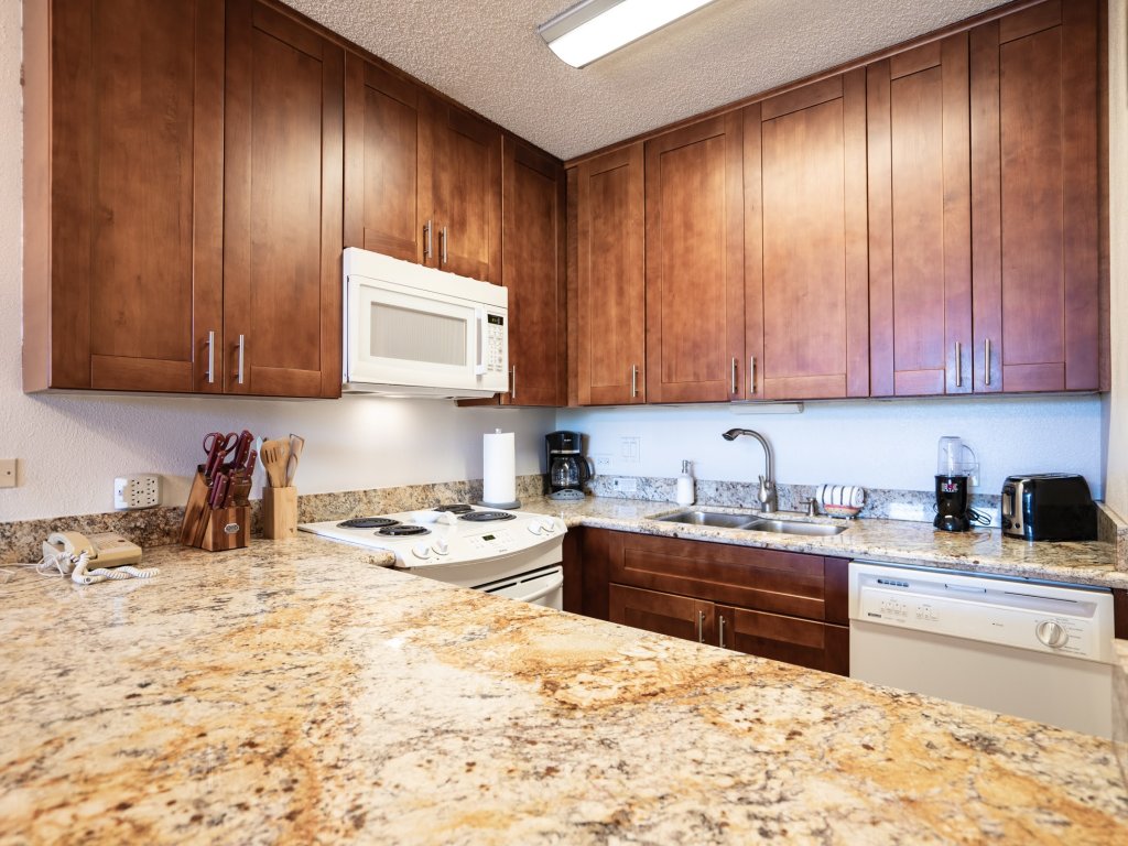 Kamaole Sands 4-208 Vacation Rental in Kihei - RedAwning