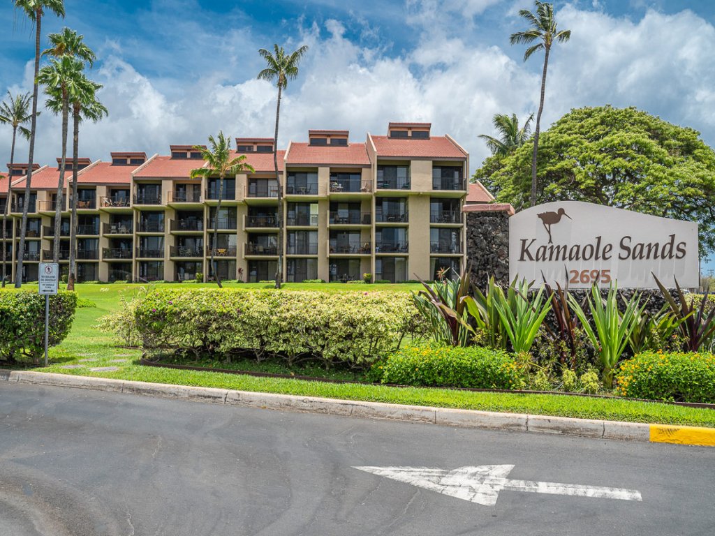 Kamaole Sands 6-102 Vacation Rental in Kihei - RedAwning