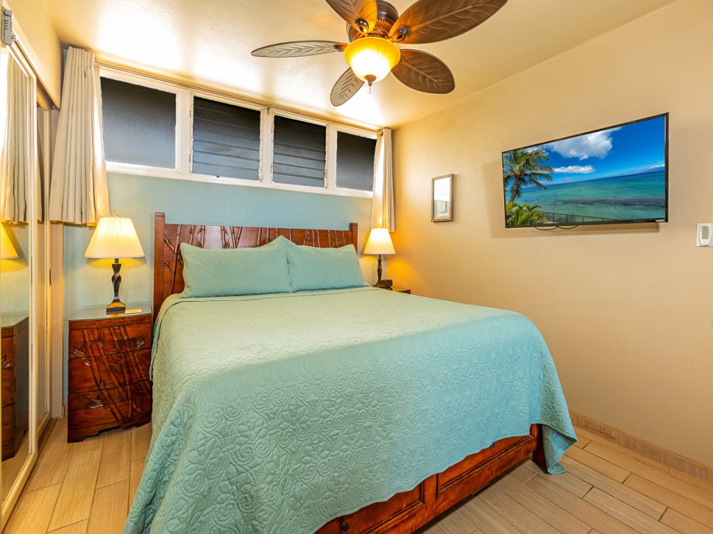 Hale Ono Loa 411 Vacation Rental in Honokowai - RedAwning