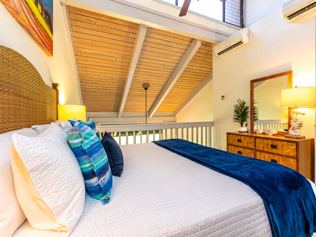 Luana Kai D305 Vacation Rental in Kihei - RedAwning