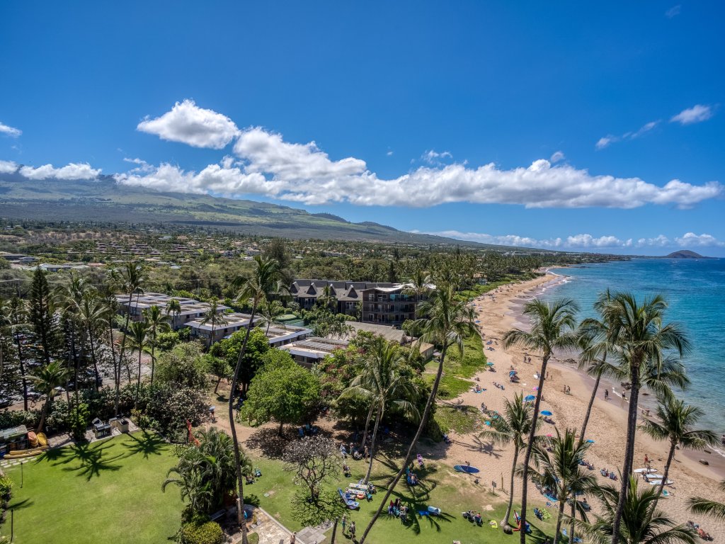 Mana Kai #805 Vacation Rental in Kihei - RedAwning