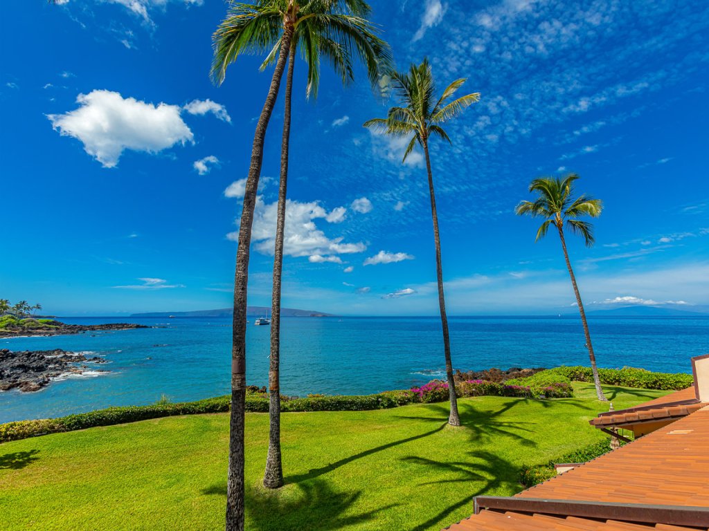 Makena Surf F201 Vacation Rental in Wailea - RedAwning
