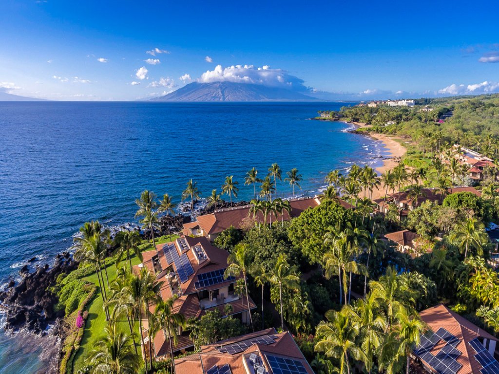 Makena Surf F201 Vacation Rental in Wailea - RedAwning