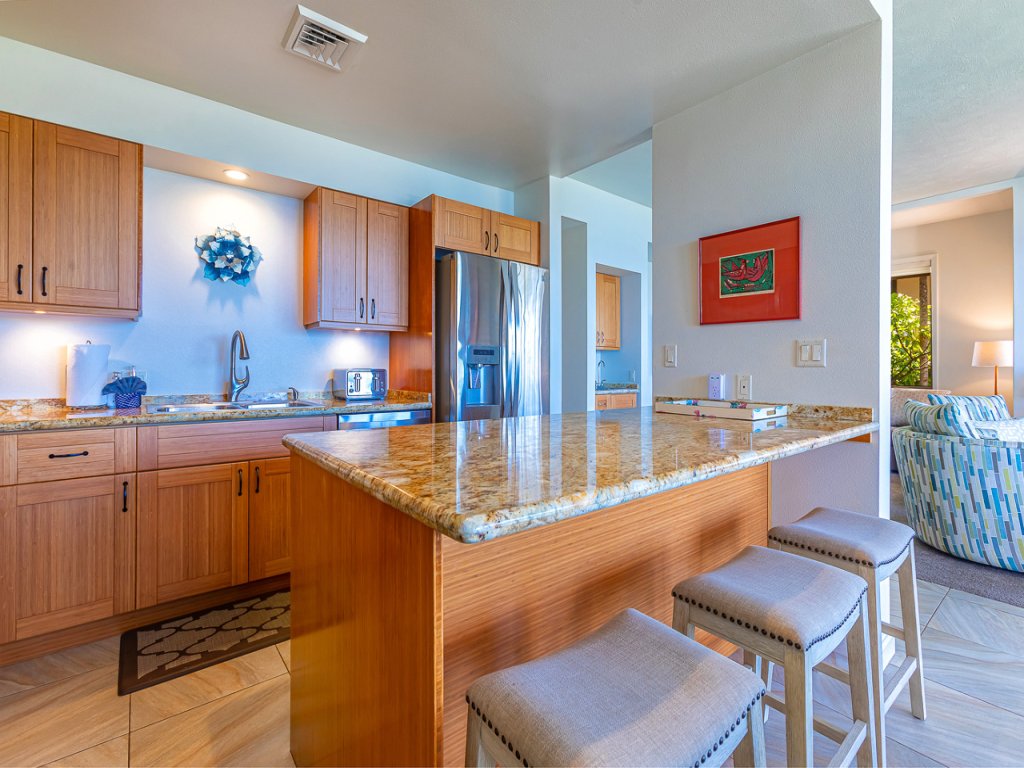 Makena Surf F201 Vacation Rental in Wailea - RedAwning