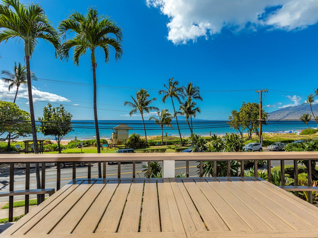 Kihei Akahi A-105 Vacation Rental in Kihei - RedAwning
