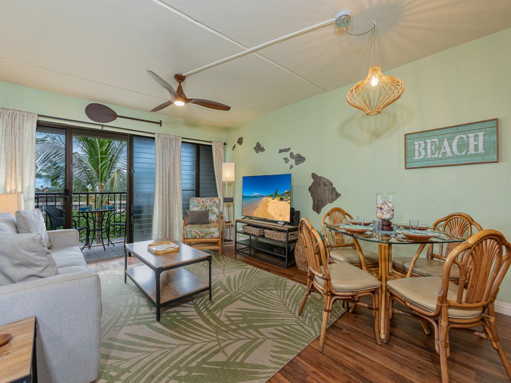 Kihei Akahi C-609 Vacation Rental in Kihei - RedAwning