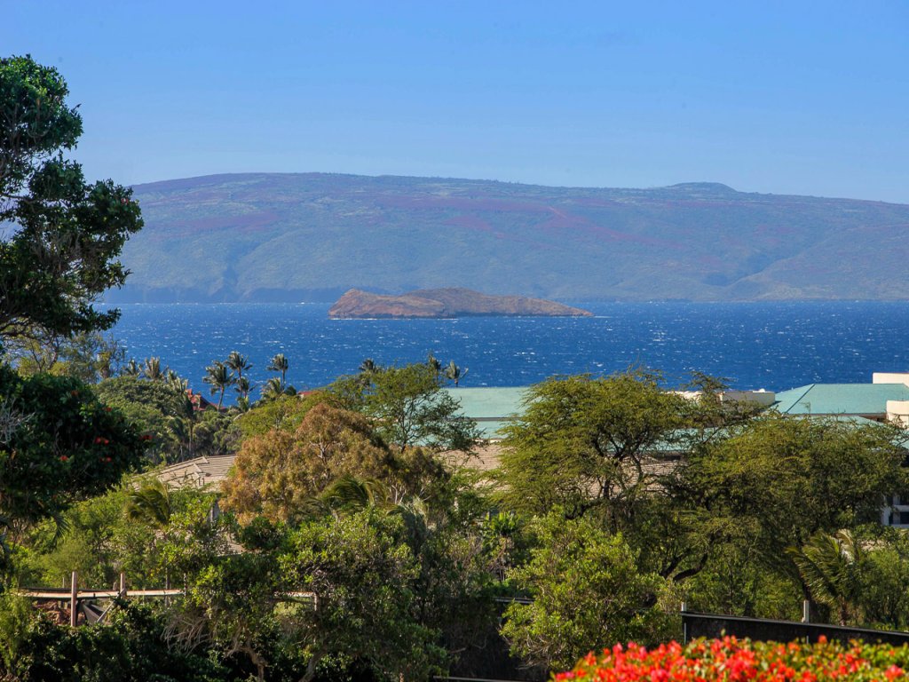 Wailea Ekolu 1510 Vacation Rental in Wailea - RedAwning