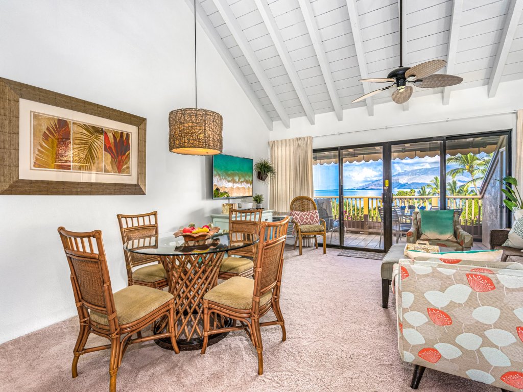 Maui Kamaole G211 Vacation Rental in Kihei - RedAwning