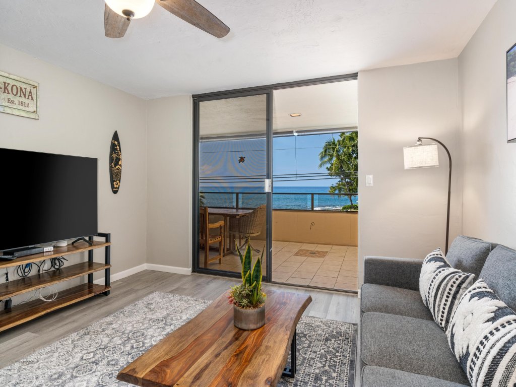 Big Island Holualoa Bay Villas 106 Vacation Rental in Kailua-Kona - RedAwning