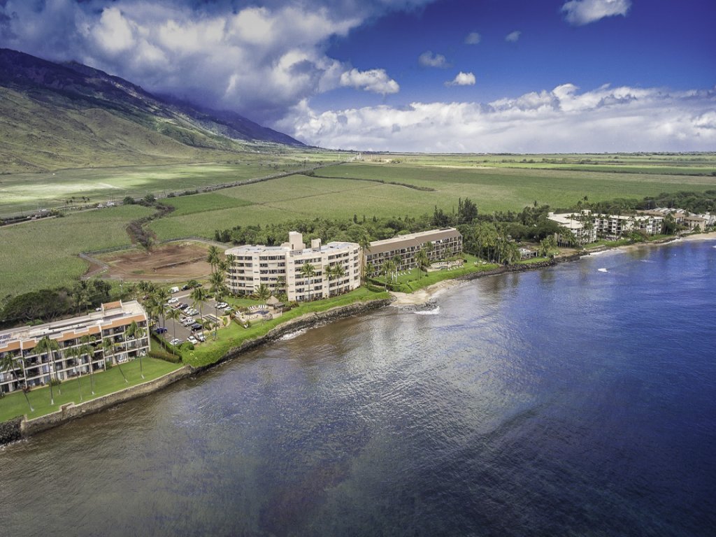 Maalaea Banyans 416 Vacation Rental in Wailuku - RedAwning