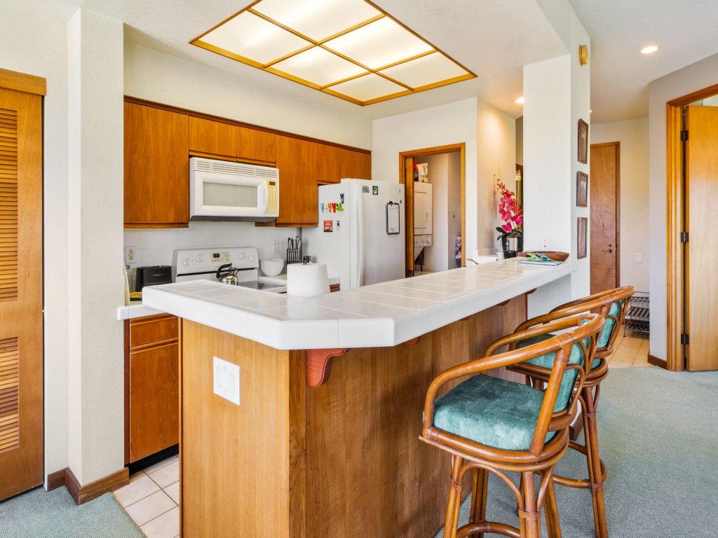 Big Island Waikoloa Shores 207 Vacation Rental in Hawaii - RedAwning
