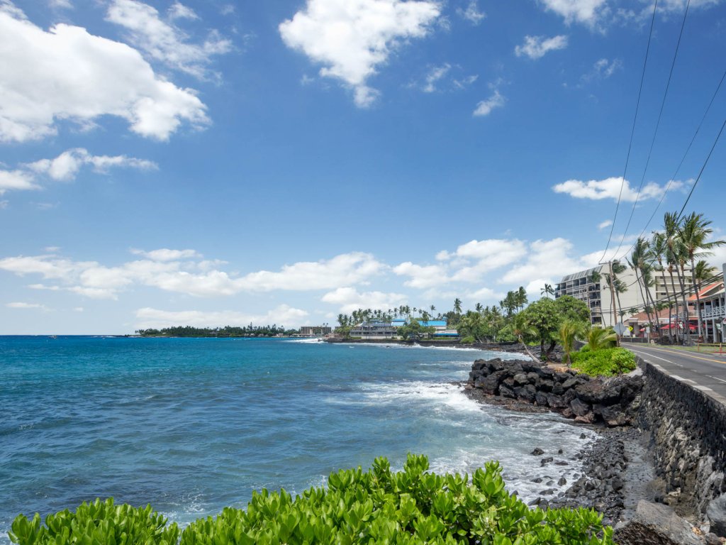 Big Island Lunapule Condos 205B Vacation Rental in Kailua-Kona - RedAwning