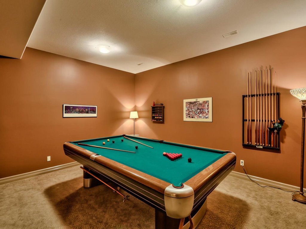 Soleil Chalet Vacation Rental - RedAwning