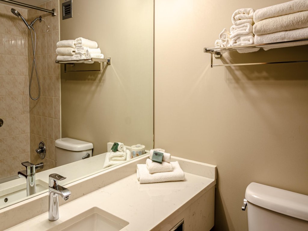 Cahilty #442 Vacation Rental - RedAwning