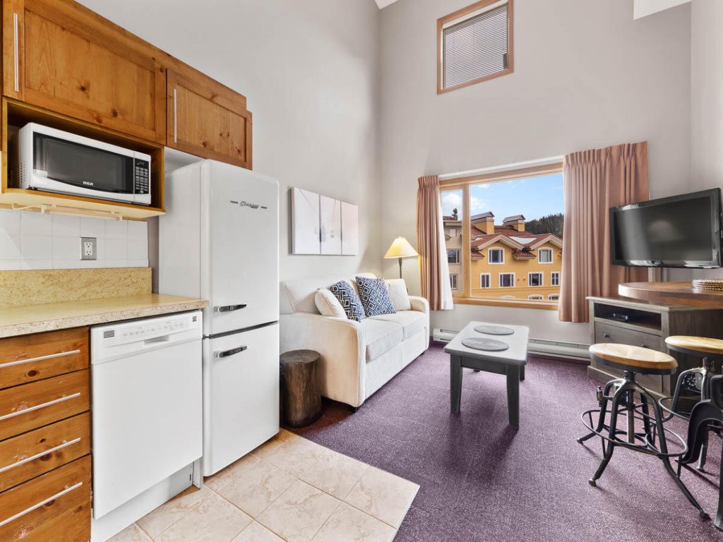 Cahilty #422 Vacation Rental - RedAwning
