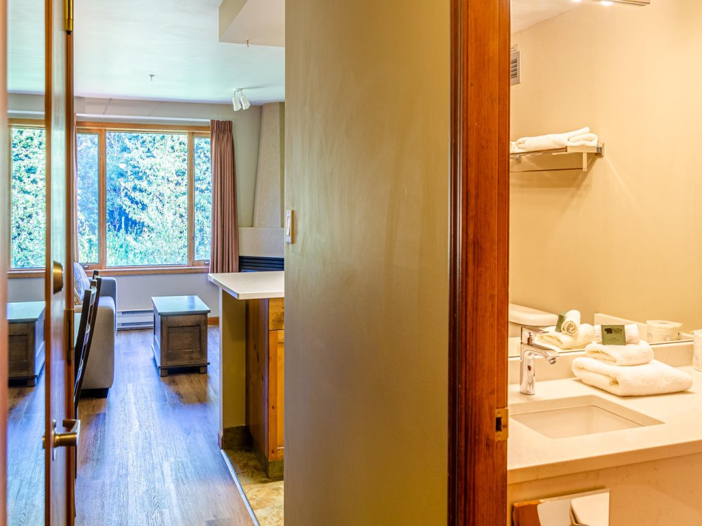 Cahilty #335/337 Vacation Rental - RedAwning