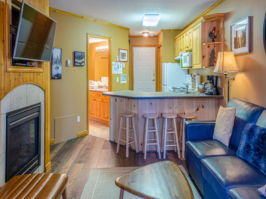 Snow Creek Village #48 Vacation Rental - RedAwning