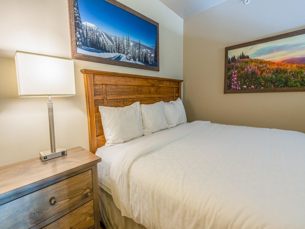 Cahilty #454 Vacation Rental - RedAwning
