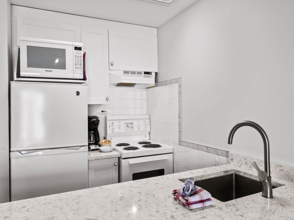 Cahilty #358 Vacation Rental - RedAwning