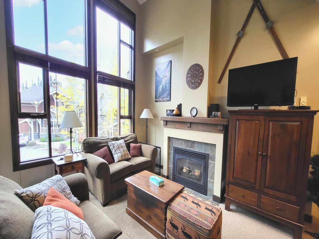 Stones Throw #38 Vacation Rental - RedAwning