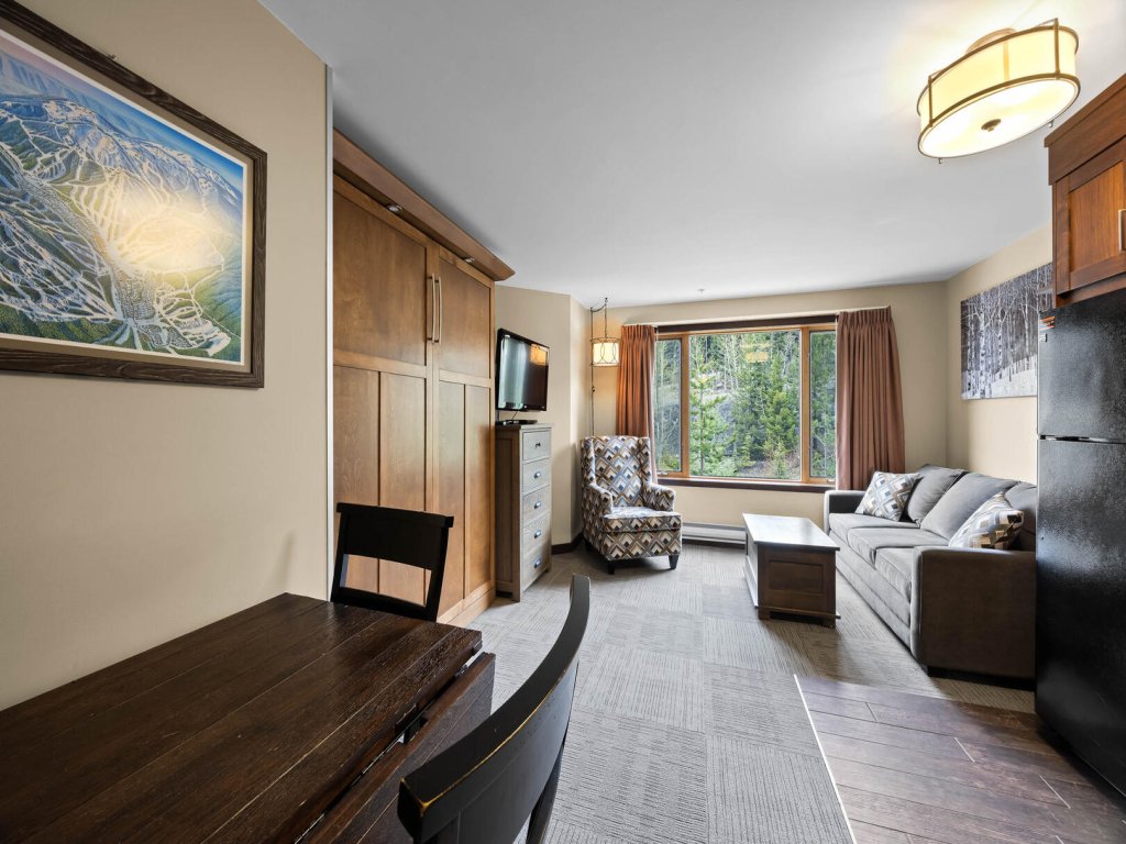 Cahilty #323 Vacation Rental - RedAwning