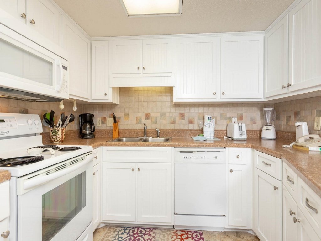 Phoenix IV - 2 Bed 2 Bath GF Select Sleeps 6 Vacation Rental in Orange Beach - RedAwning