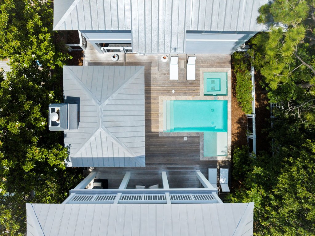 WaterColor Luxury on 30A! 63 Western Lake, Park District, Pool, 7 Bdrms, Slps 16 Vacation Rental in Santa Rosa Beach - RedAwning