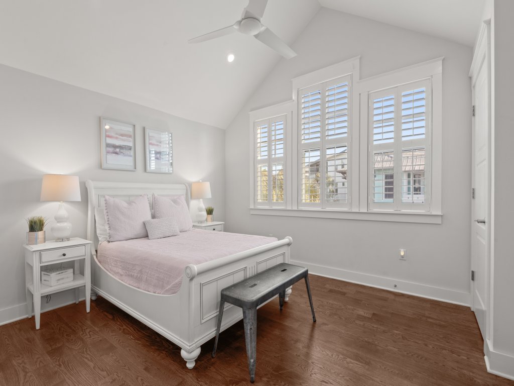 Carefree Cottage | 46 E Seacrest Blvd Vacation Rental in Panama City Beach - RedAwning