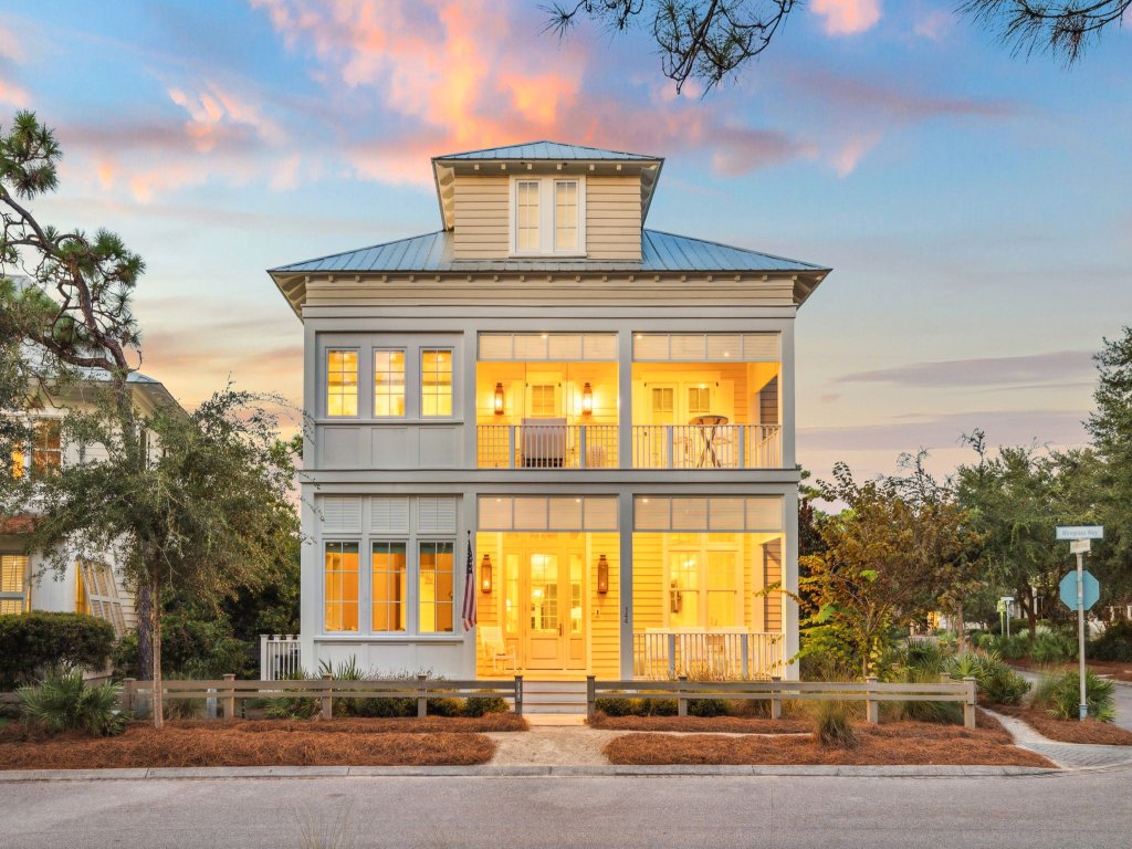 Rees on Wiregrass | 144 Wiregrass Way Vacation Rental in Santa Rosa Beach - RedAwning