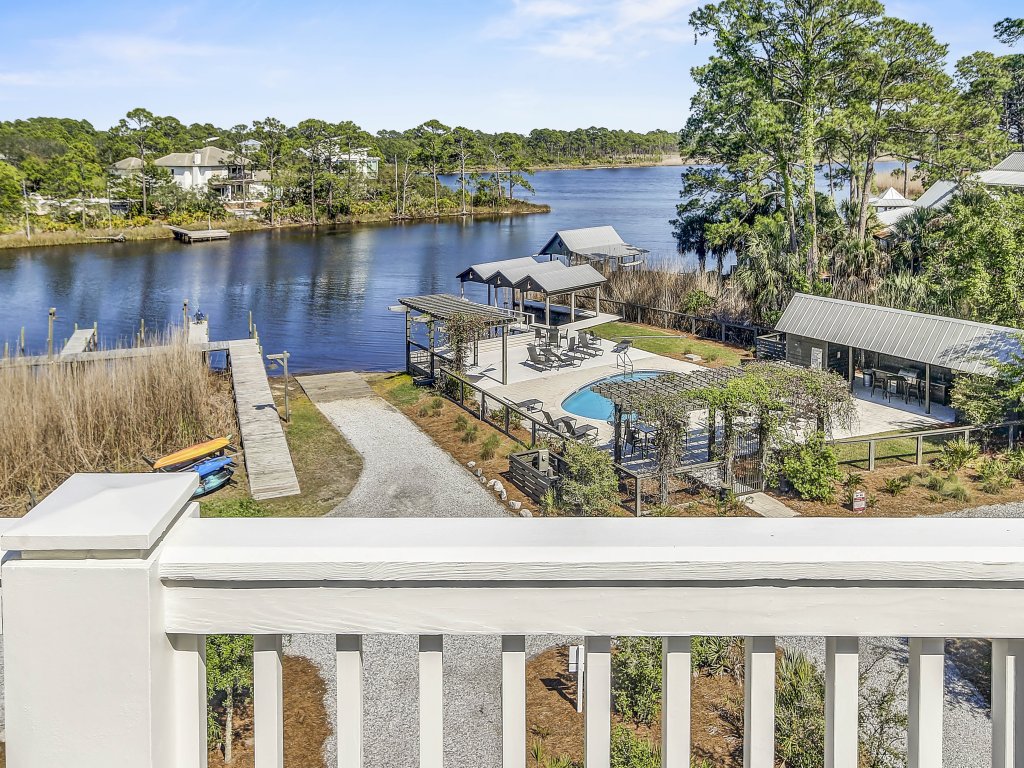 More Grayter | 12 Garfield Vacation Rental in Santa Rosa Beach - RedAwning