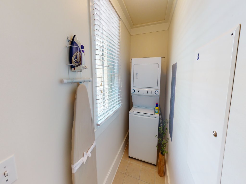 1640 E Co Hwy 30A, # 302 Vacation Rental in Santa Rosa Beach - RedAwning