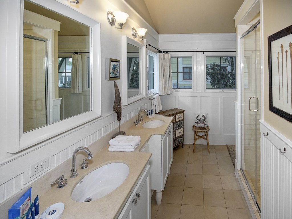 1640 E Co Hwy 30A, # 302 Vacation Rental in Santa Rosa Beach - RedAwning