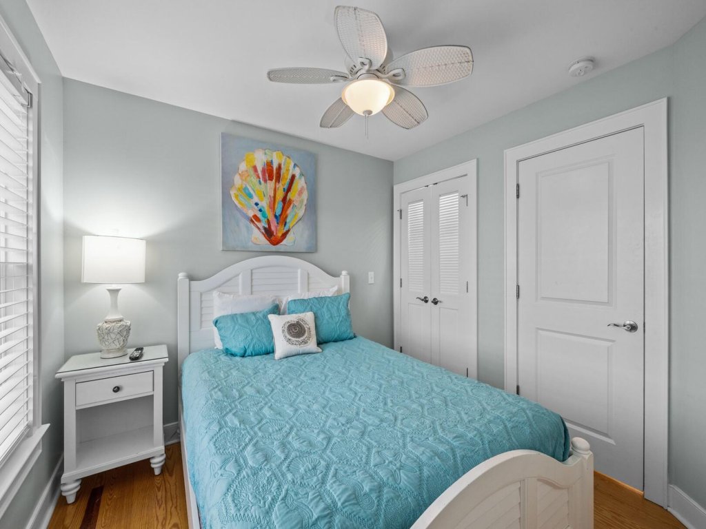 Sea Escape Vacation Rental in North Carolina - RedAwning