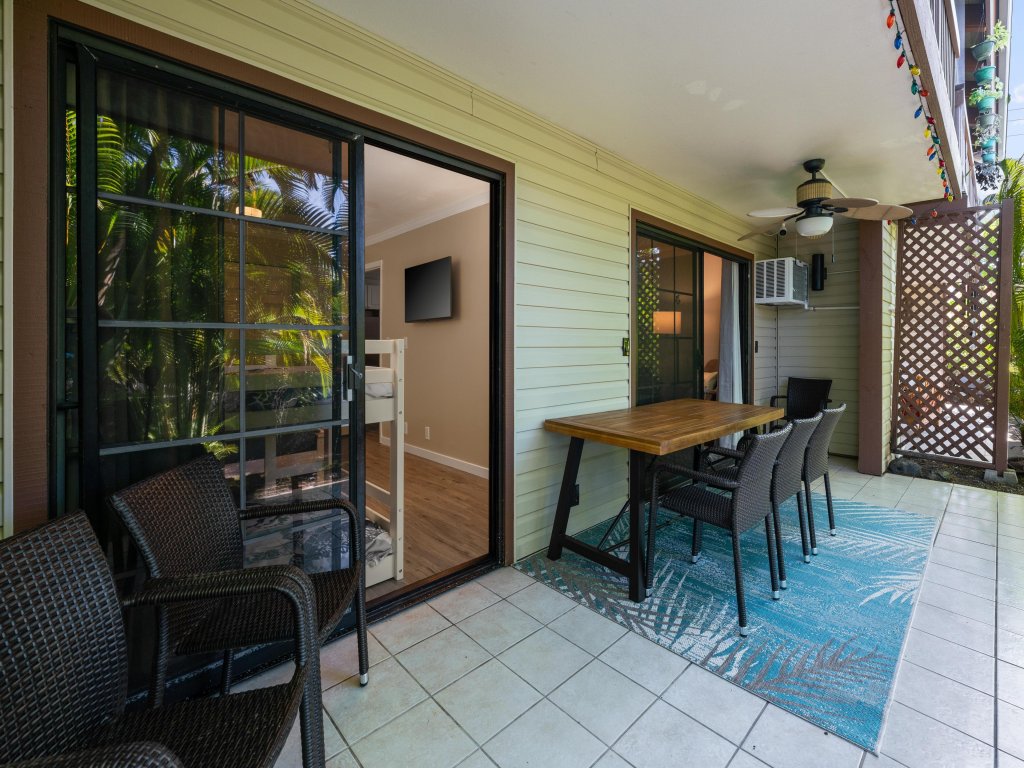 Big Island Lunapule Condos 102A Vacation Rental in Kailua Kona - RedAwning