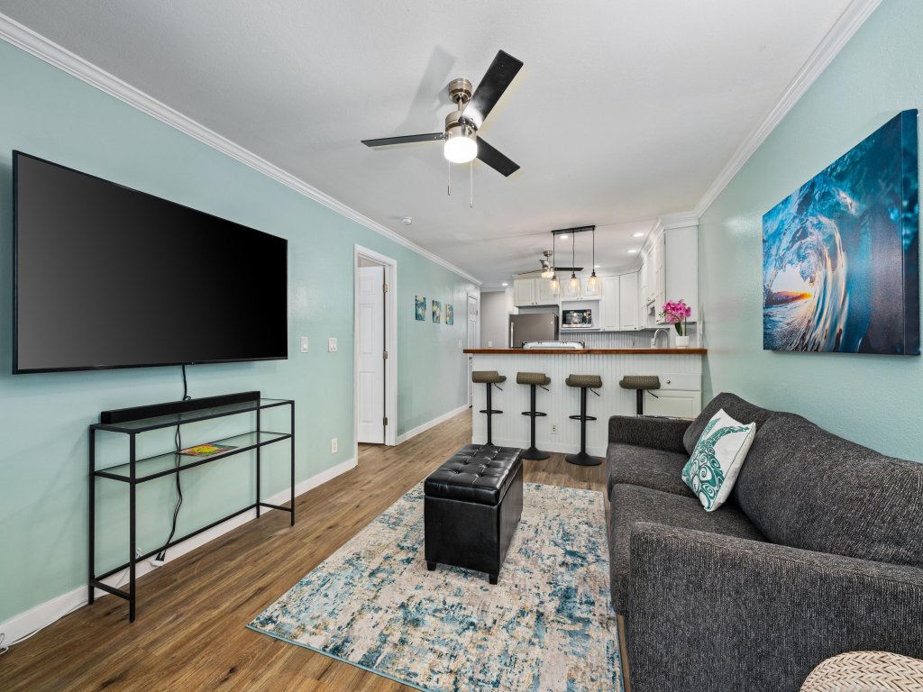 Big Island Lunapule Condos 102A Vacation Rental in Kailua Kona - RedAwning