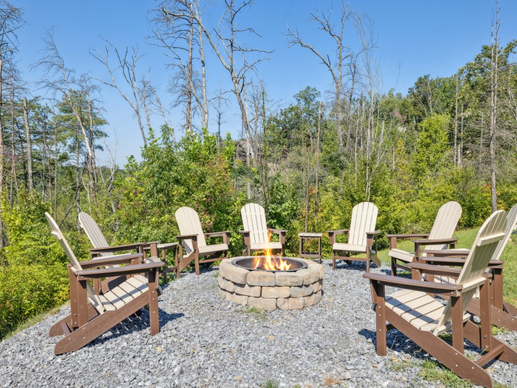 Peace of Mind Vacation Rental in Sevierville - RedAwning