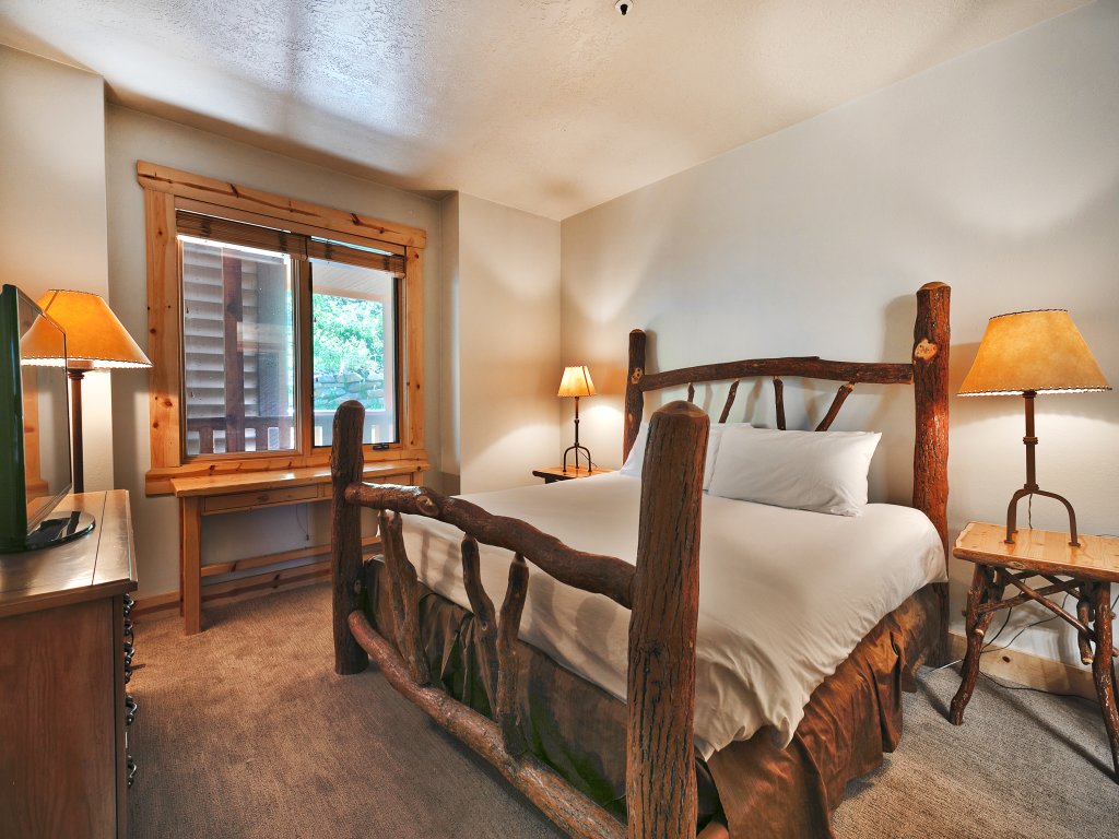 Comstock 203204 Vacation Rental in Park City - RedAwning