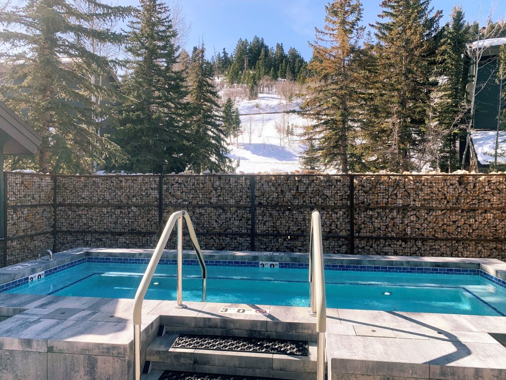 Lakeside 1629 Vacation Rental in Park City - RedAwning