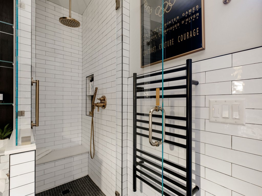 Lift Lodge 102 Vacation Rental in Park City - RedAwning