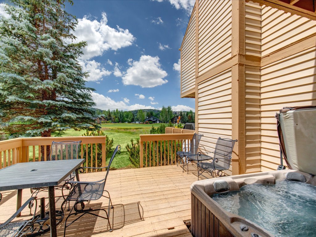 Racquet Club 60 Vacation Rental in Park City - RedAwning