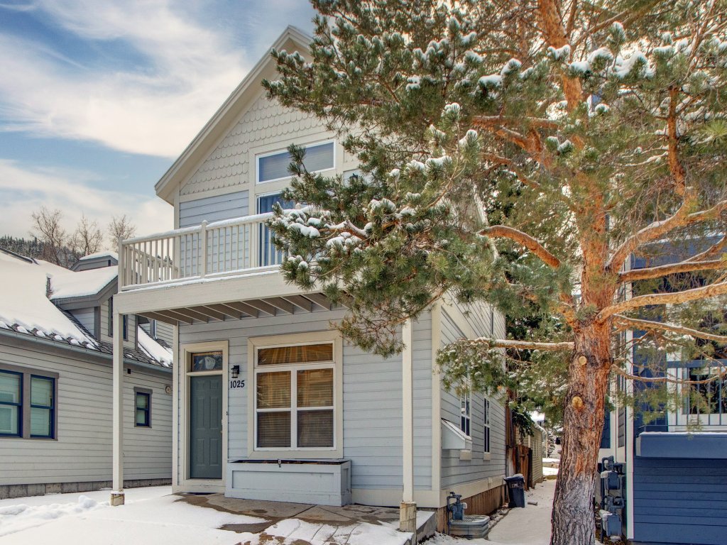 Old Town Retreat Vacation Rental in Park City - RedAwning