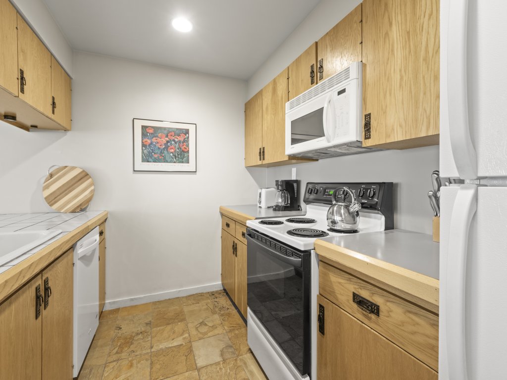 Fashion Coalition 402 Vacation Rental in Park City - RedAwning