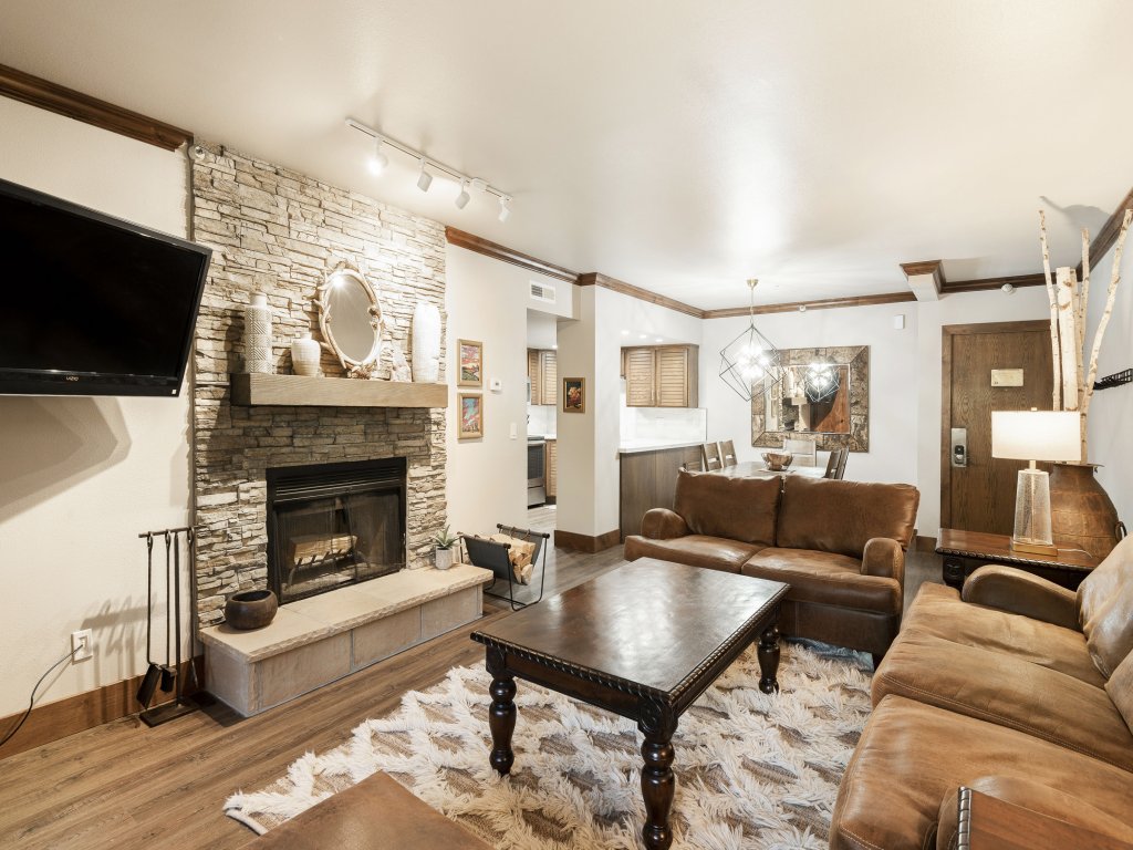 Park Station 227 & 229 Vacation Rental in Park City - RedAwning