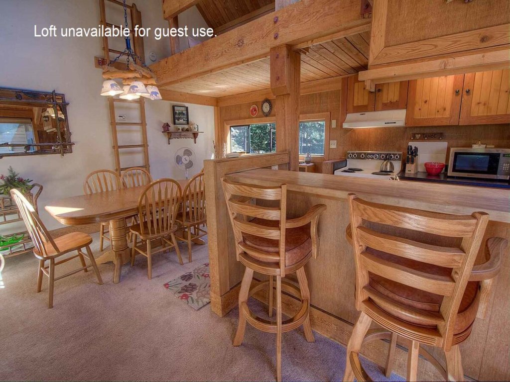 LVC0884 - Chimney Rock Condo Vacation Rental in Stateline - RedAwning