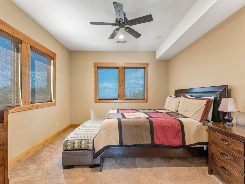 HNH1410 - Stage Coach Run Vacation Rental in Stateline - RedAwning
