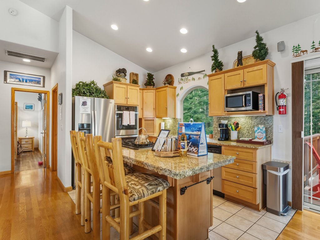 COH1057 - Pine Mountain Paradise Vacation Rental in California - RedAwning