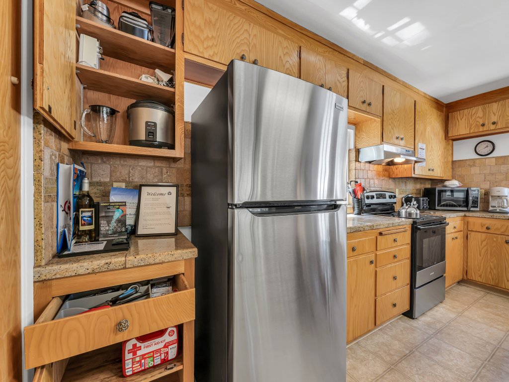 NVH1001 - Foothill Folly · Vacation Rental in Zephyr Cove - RedAwning