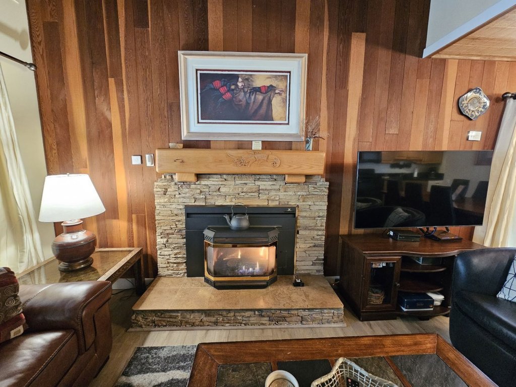 FPC1053 - Tall Pines Retreat Vacation Rental in Incline Village - RedAwning
