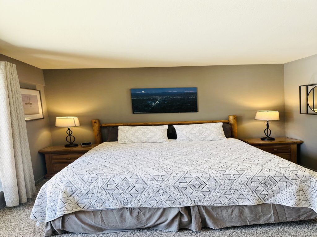TKC0811 - Hawks View Vacation Rental in California - RedAwning