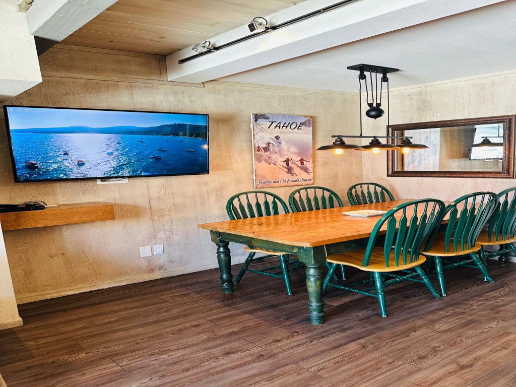 TKC0811 - Hawks View Vacation Rental in California - RedAwning